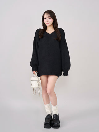 モデル：156cm（着用サイズ：FREE　着用カラー：BLK）