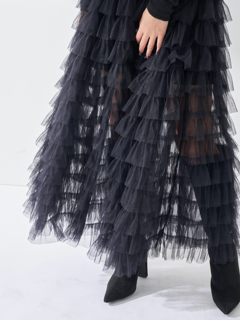 モデル：156cm（着用サイズ：FREE　着用カラー：BLK）