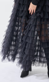 モデル：156cm（着用サイズ：FREE　着用カラー：BLK）