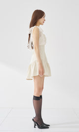 モデル：156cm（着用サイズ：FREE　着用カラー：IVO）