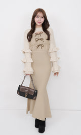 モデル：156cm（着用サイズ：FREE　着用カラー：IVO）