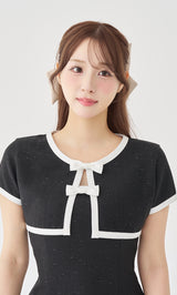 モデル：156cm（着用サイズ：FREE　着用カラー：BLK）