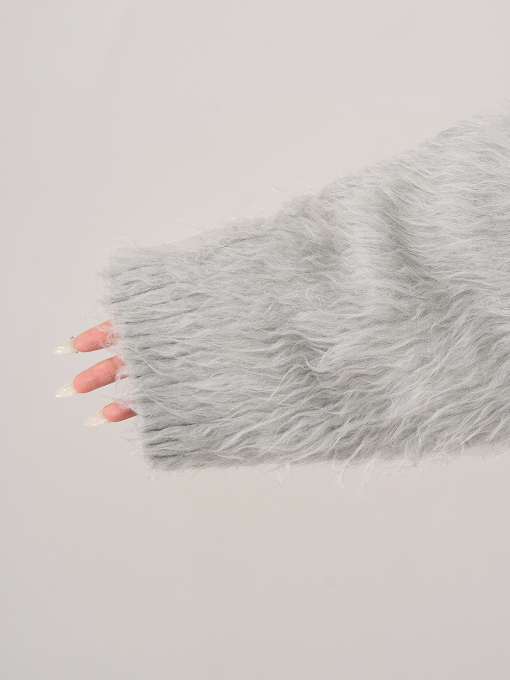 モデル：156cm（着用サイズ：FREE　着用カラー：GRY）