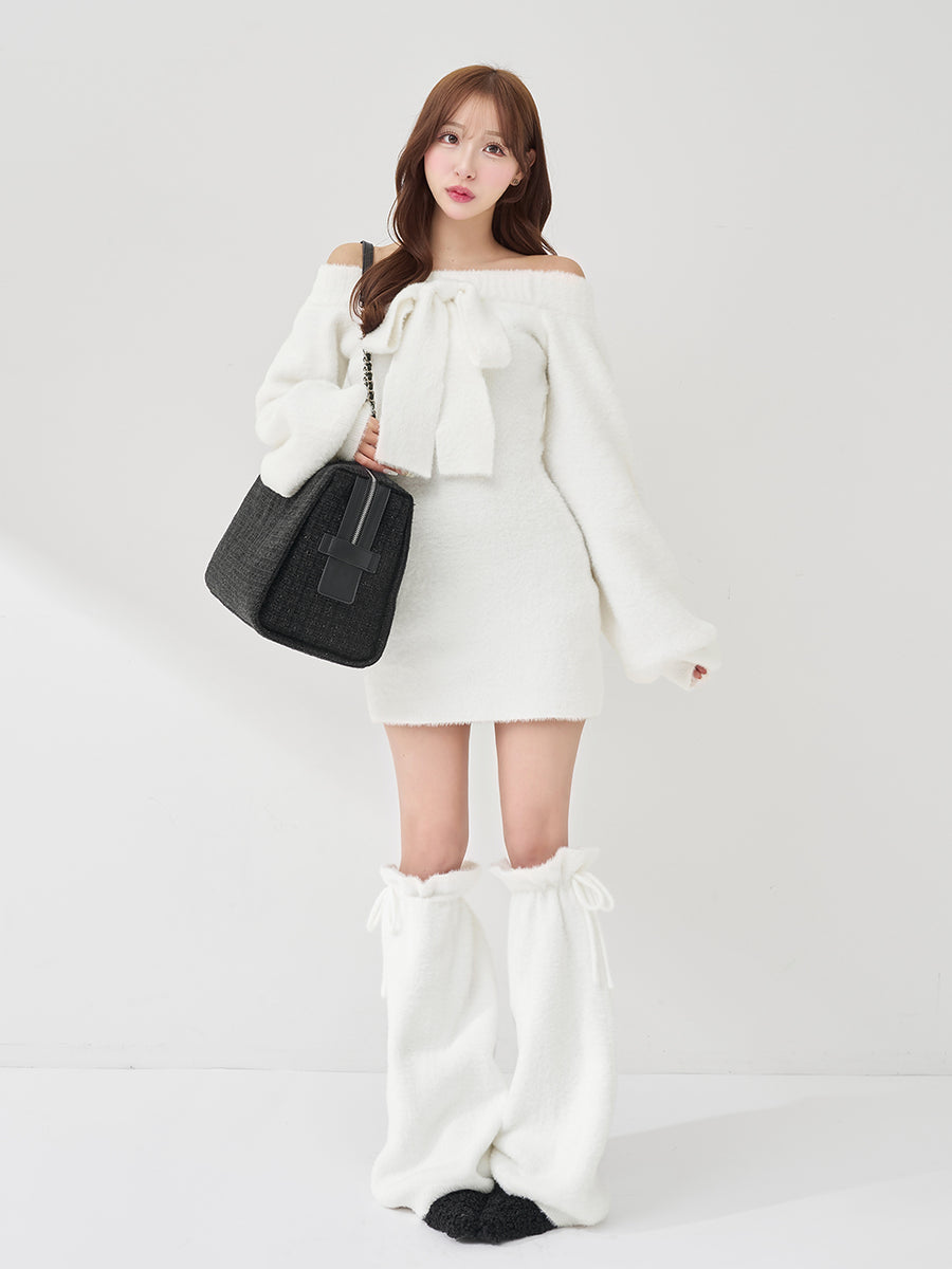 モデル：156cm（着用サイズ：FREE　着用カラー：WHT）