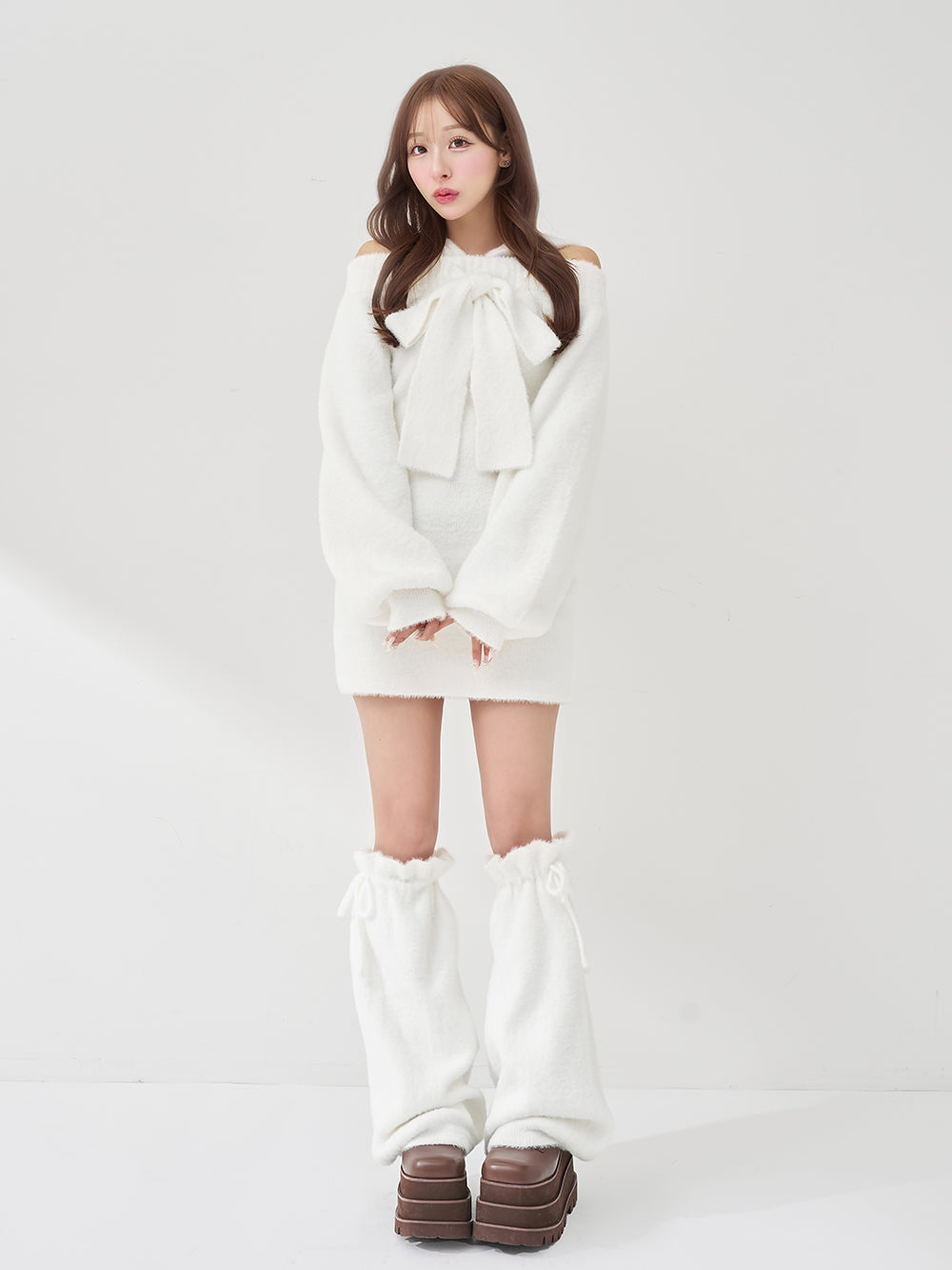 モデル：156cm（着用サイズ：FREE　着用カラー：WHT）