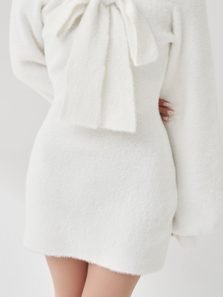 モデル：156cm（着用サイズ：FREE　着用カラー：WHT）