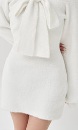 モデル：156cm（着用サイズ：FREE　着用カラー：WHT）