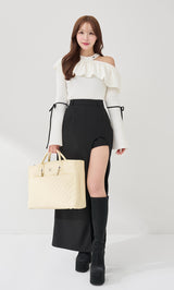 モデル：156cm（着用サイズ：FREE　着用カラー：IVO）