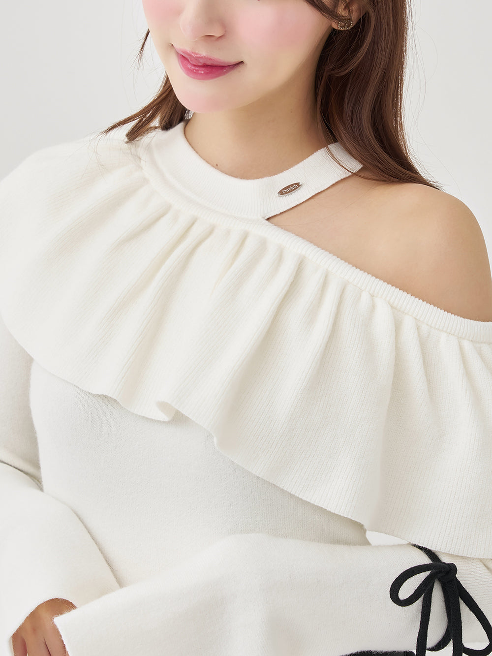 モデル：156cm（着用サイズ：FREE　着用カラー：IVO）