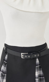 モデル：156cm（着用サイズ：FREE　着用カラー：IVO）