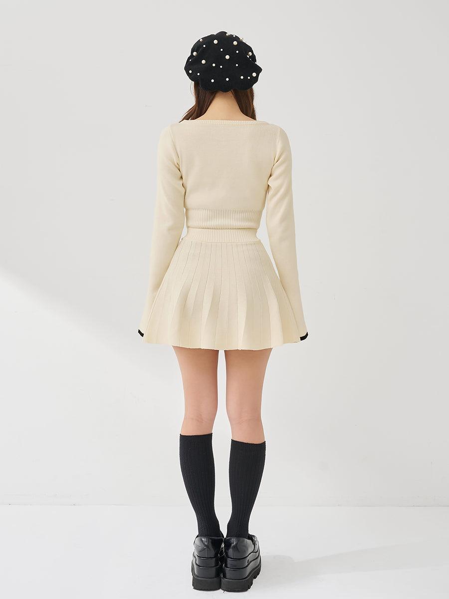 モデル：156cm（着用サイズ：FREE　着用カラー：IVO）