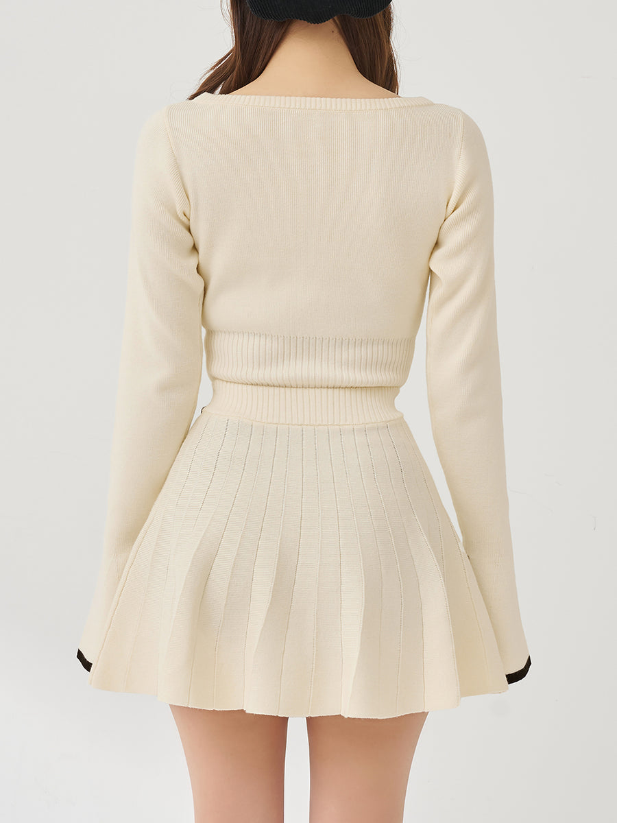 モデル：156cm（着用サイズ：FREE　着用カラー：IVO）