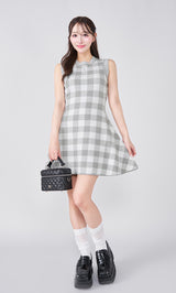モデル：156cm（着用サイズ：FREE　着用カラー：GRY）
