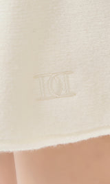 モデル：156cm（着用サイズ：FREE　着用カラー：IVO）