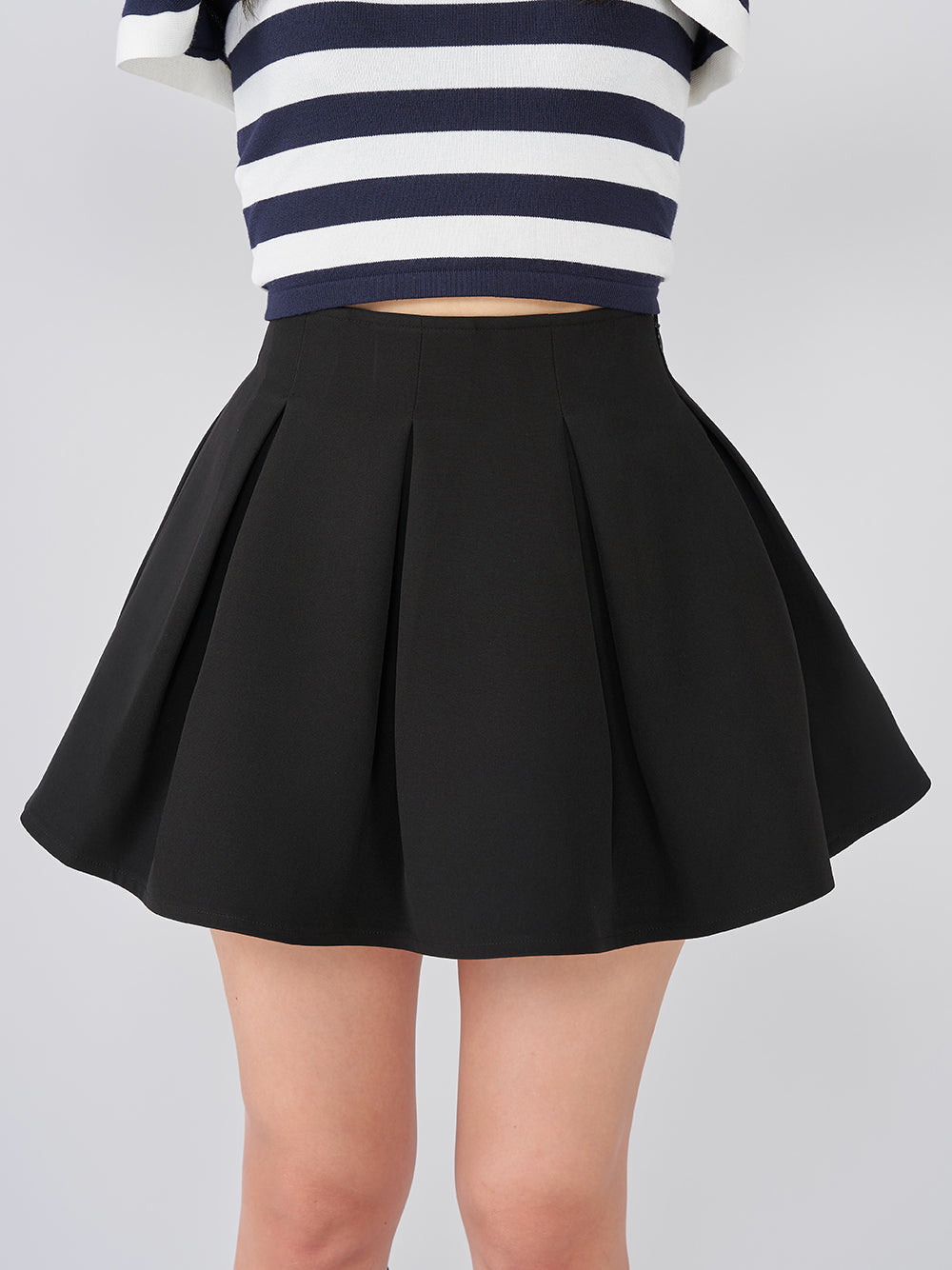 DARICH タックデザインカットミニスカート 黒 S タックデザインカットミニスカート – Darich