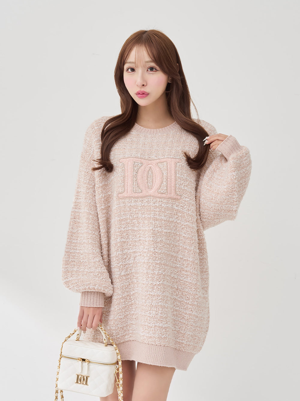 モデル：156cm（着用サイズ：FREE　着用カラー：PNK）