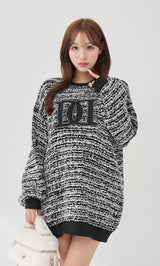 モデル：156cm（着用サイズ：FREE　着用カラー：BLK）