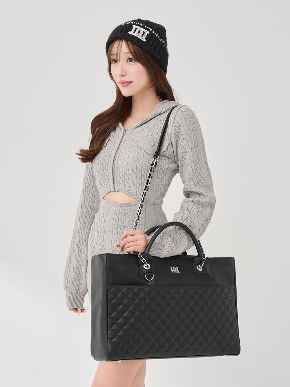 サイズ：FREE　カラー：BLK