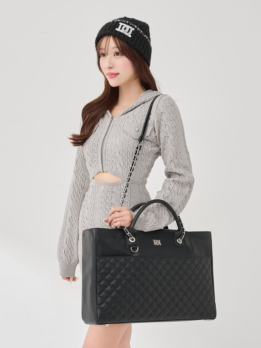 サイズ：FREE　カラー：BLK