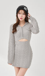 モデル：156cm（着用サイズ：FREE　着用カラー：GRY）