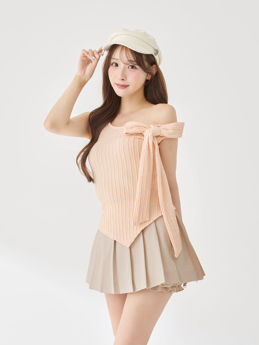 モデル：156cm（着用サイズ：FREE　着用カラー：P-BEG）