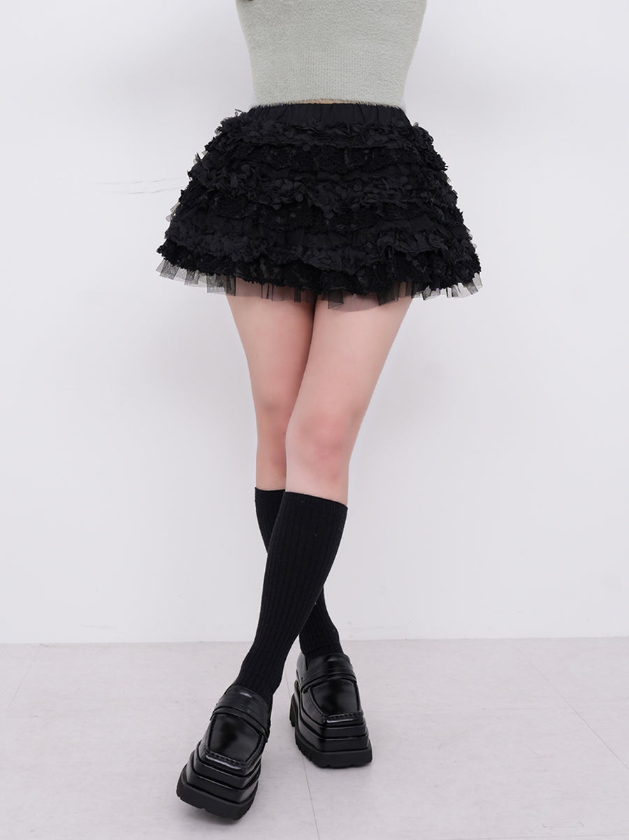 モデル：156cm（着用サイズ：FREE　着用カラー：BLK）