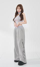 モデル：156cm（着用サイズ：FREE　着用カラー：GRY）