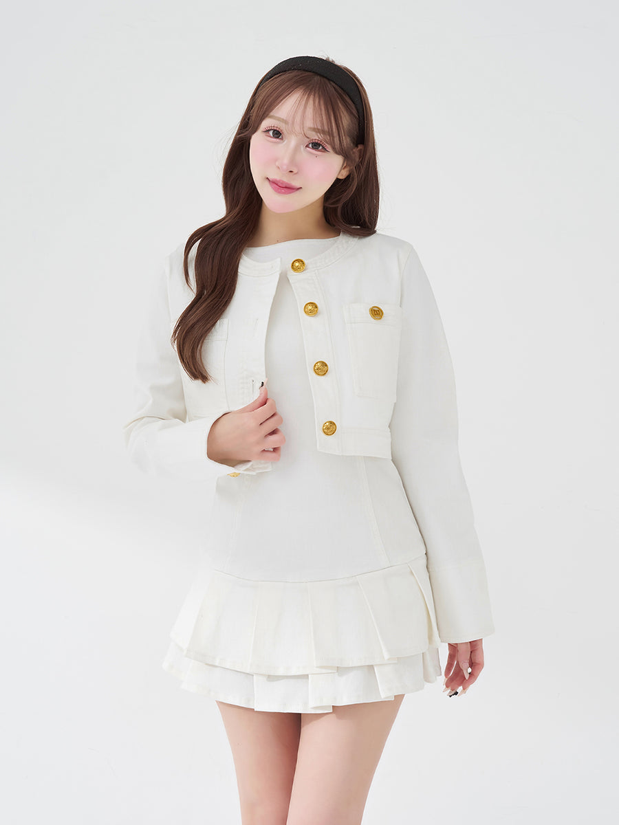 モデル：156cm（着用サイズ：FREE　着用カラー：WHT）