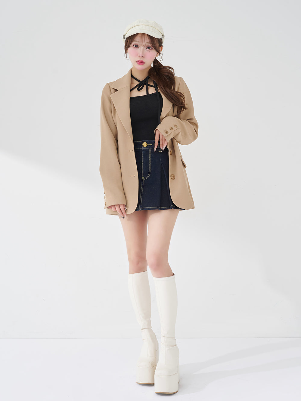 モデル：156cm（着用サイズ：FREE　着用カラー：WHT）