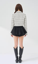 モデル：156cm（着用サイズ：FREE　着用カラー：BLK）