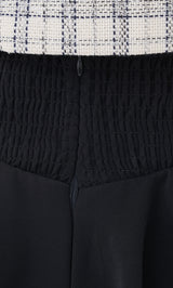 モデル：156cm（着用サイズ：FREE　着用カラー：BLK）