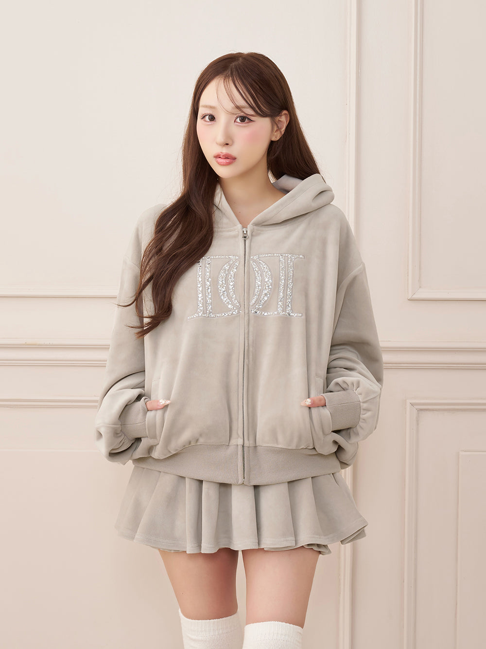DDロゴビジューベロアセットアップ - gry