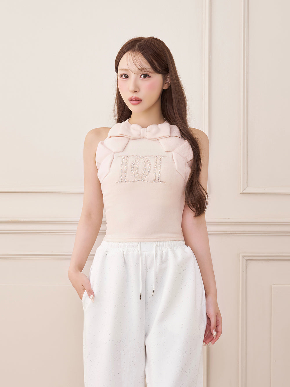 モデル：156cm（着用サイズ：FREE　着用カラー：PNK）