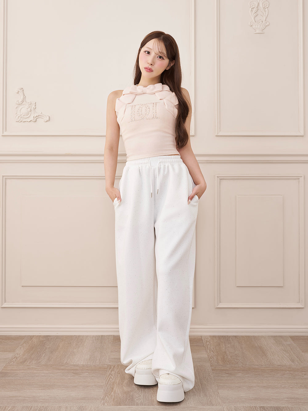 モデル：156cm（着用サイズ：FREE　着用カラー：PNK）