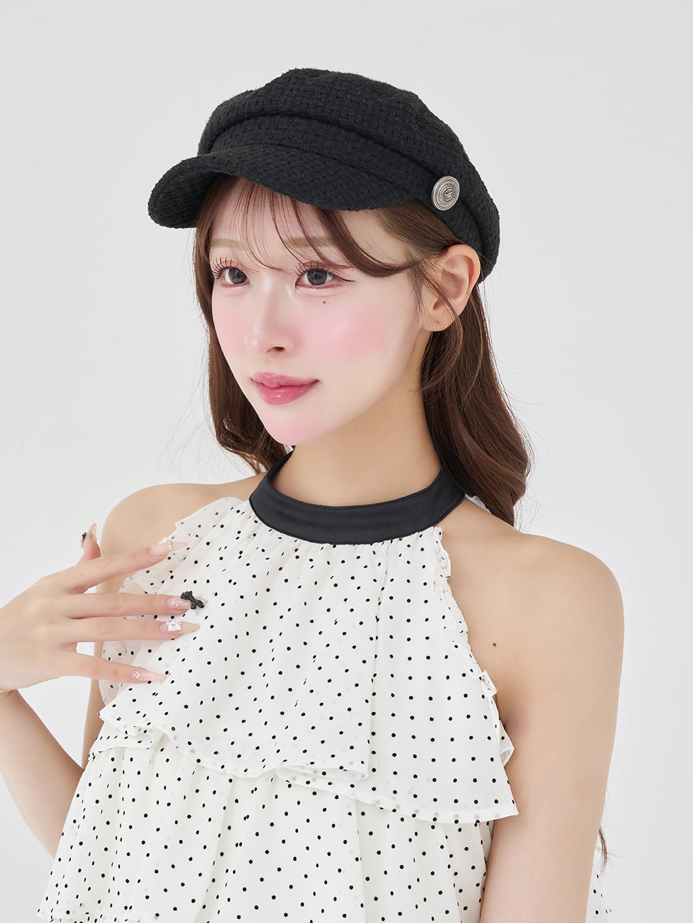 モデル：156cm（着用サイズ：FREE　着用カラー：IVO）
