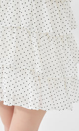 モデル：156cm（着用サイズ：FREE　着用カラー：IVO）
