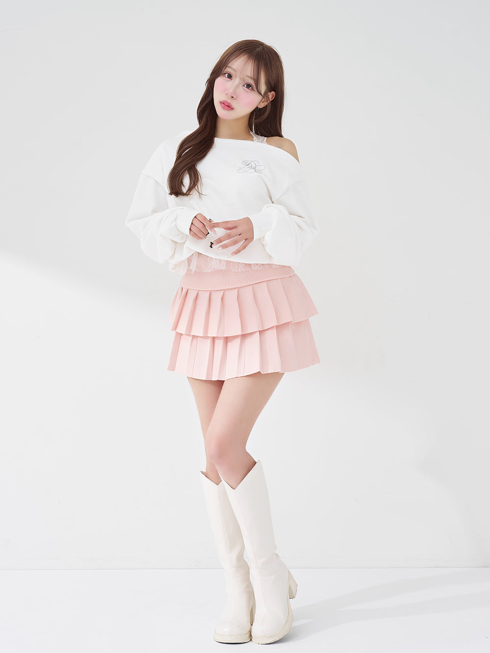 モデル：156cm（着用サイズ：FREE　着用カラー：PNK）