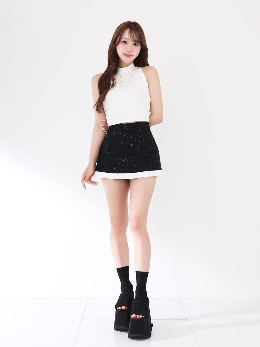 モデル：156cm（着用サイズ：FREE　着用カラー：WHT）