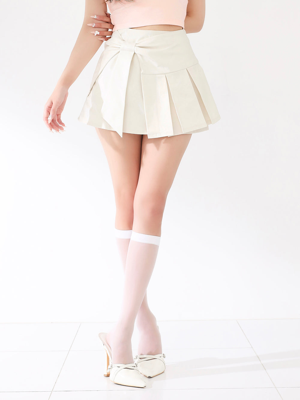 モデル：156cm（着用サイズ：S　着用カラー：IVO）