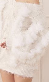 モデル：156cm（着用サイズ：FREE　着用カラー：WHT）