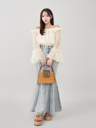 モデル：156cm（着用サイズ：L　着用カラー：BEG）