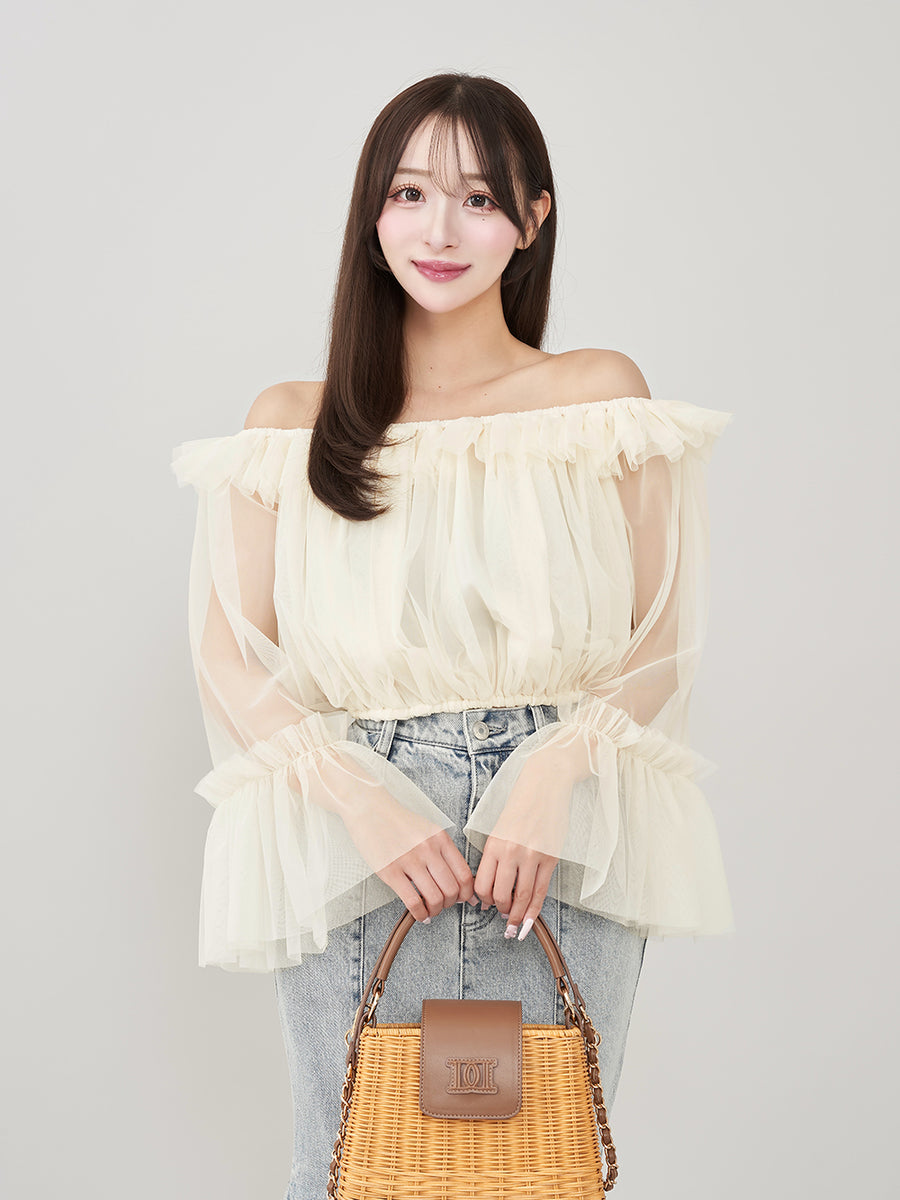 モデル：156cm（着用サイズ：FREE　着用カラー：WHT）