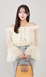 モデル：156cm（着用サイズ：FREE　着用カラー：WHT）