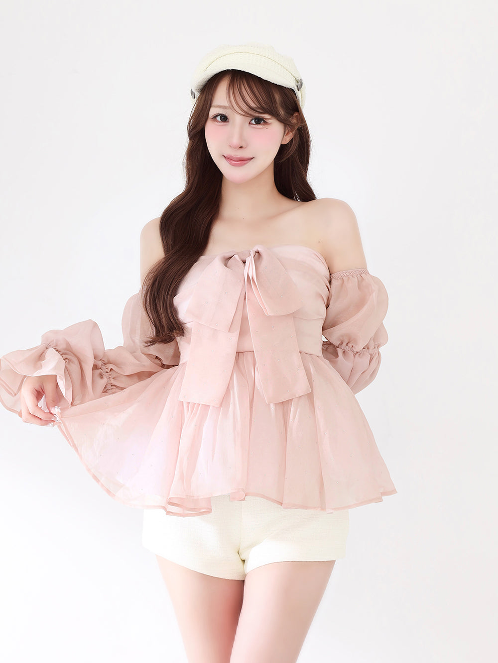 モデル：156cm（着用サイズ：FREE　着用カラー：PNK）