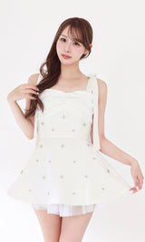 モデル：156cm（着用サイズ：FREE　着用カラー：WHT）