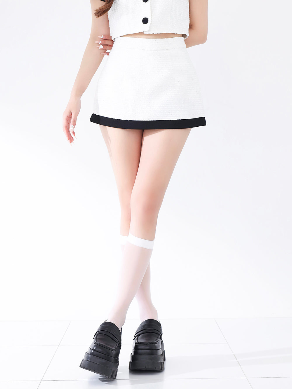 モデル：156cm（着用サイズ：S　着用カラー：WHT）