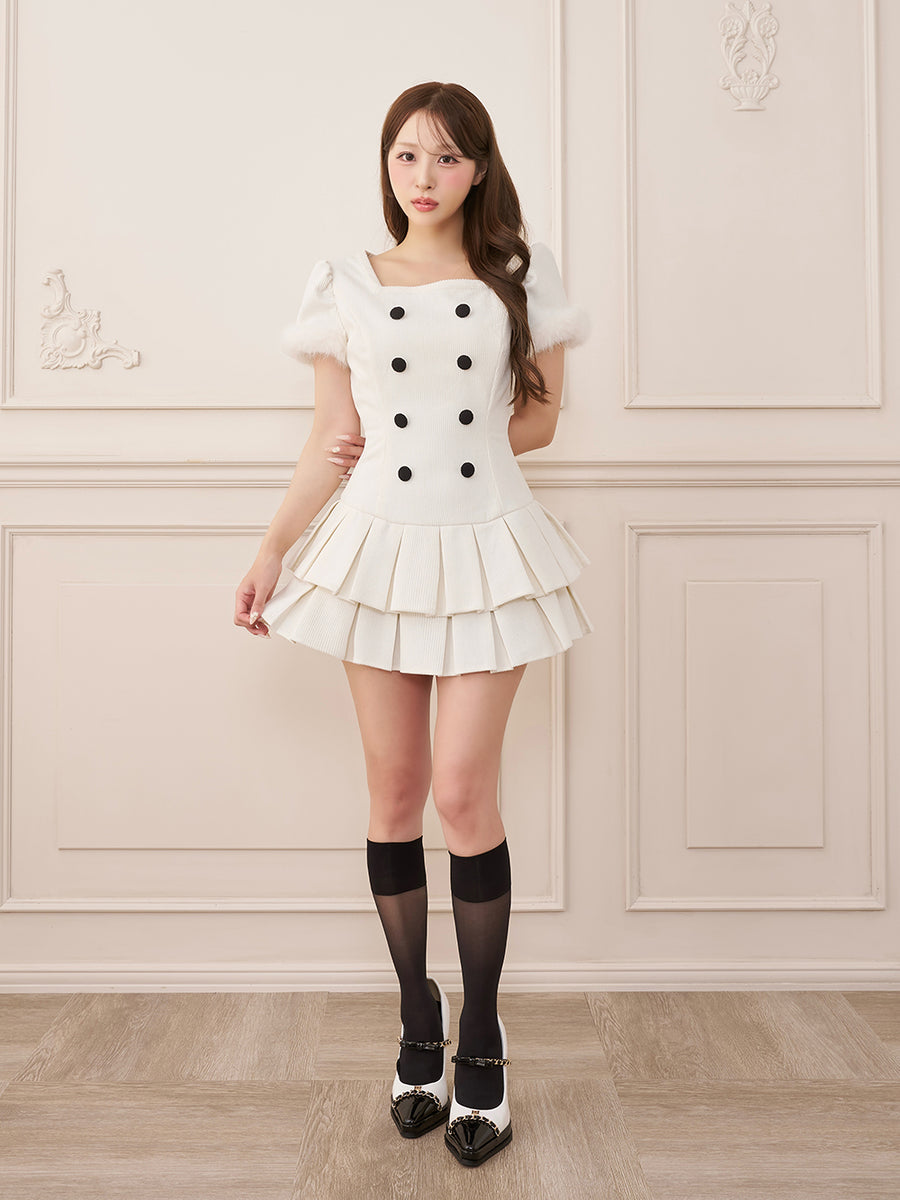 モデル：156cm（着用サイズ：FREE　着用カラー：IVO）