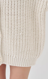 モデル：156cm（着用サイズ：FREE　着用カラー：IVO）