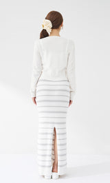 モデル：156cm（着用サイズ：FREE　着用カラー：WHT）