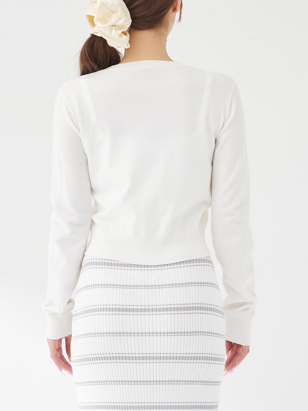 モデル：156cm（着用サイズ：FREE　着用カラー：WHT）